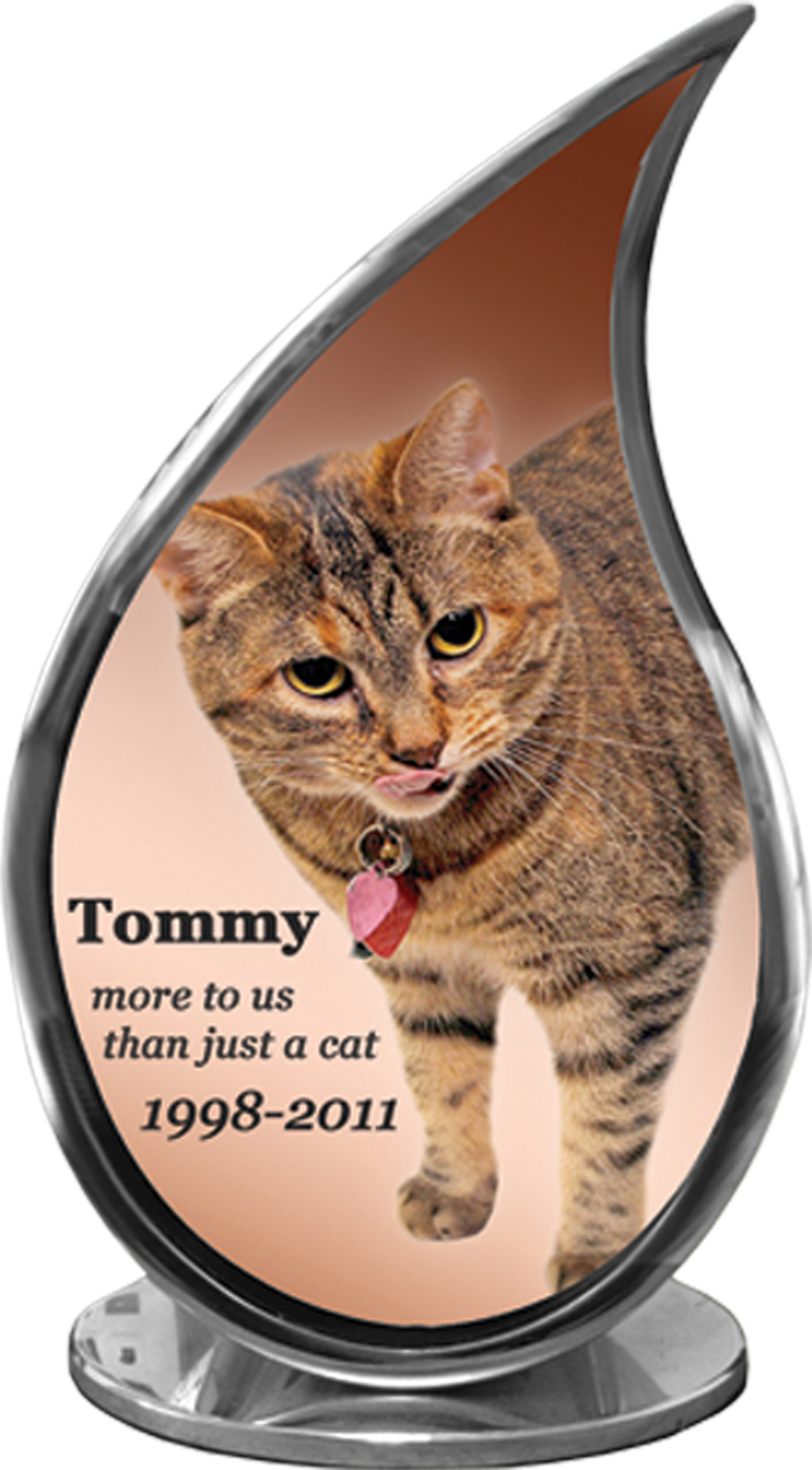 Tommy pet urn